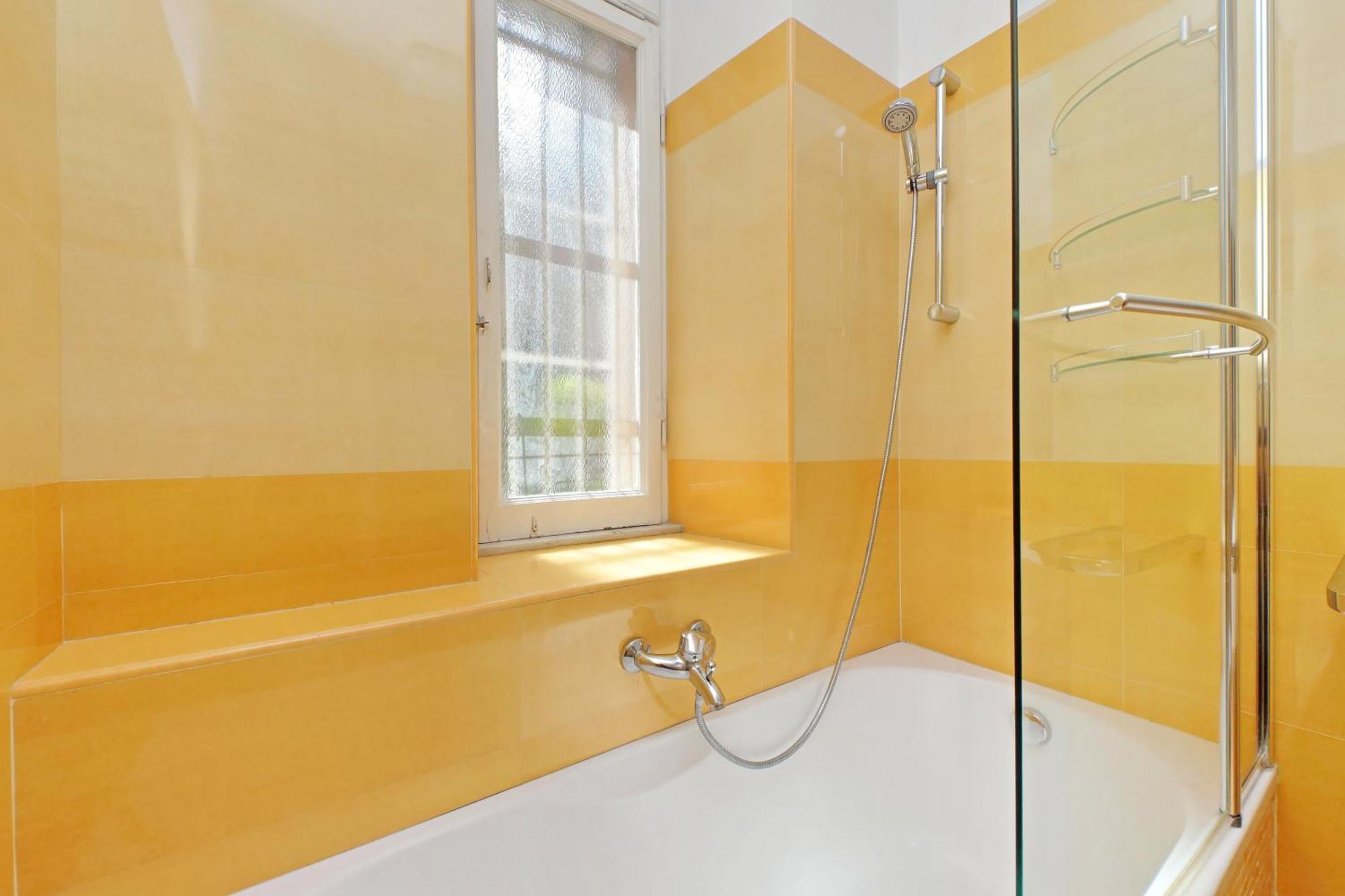 At The Vatican Ottaviano 2 Bedrooms 2 Baths Appartamento